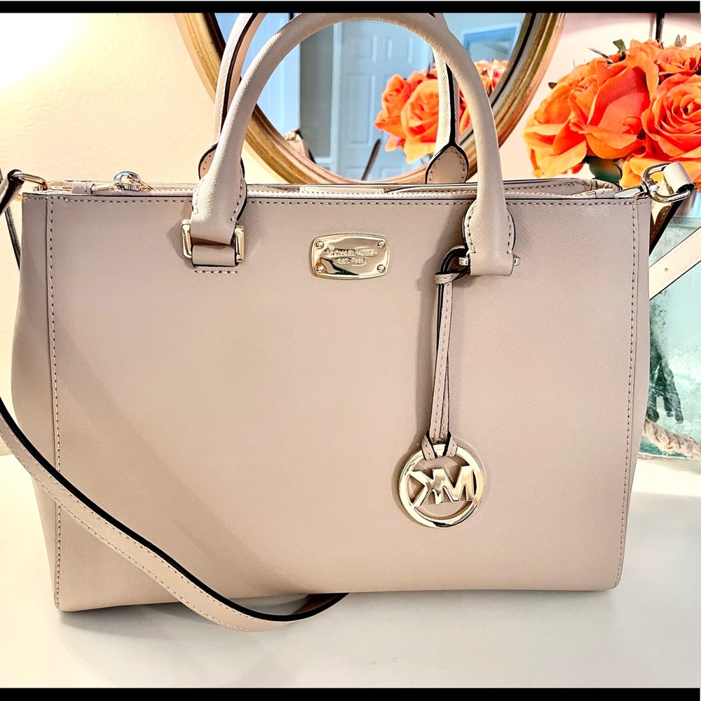 MICHAEL KORS Large Saffiano Leather Satchel